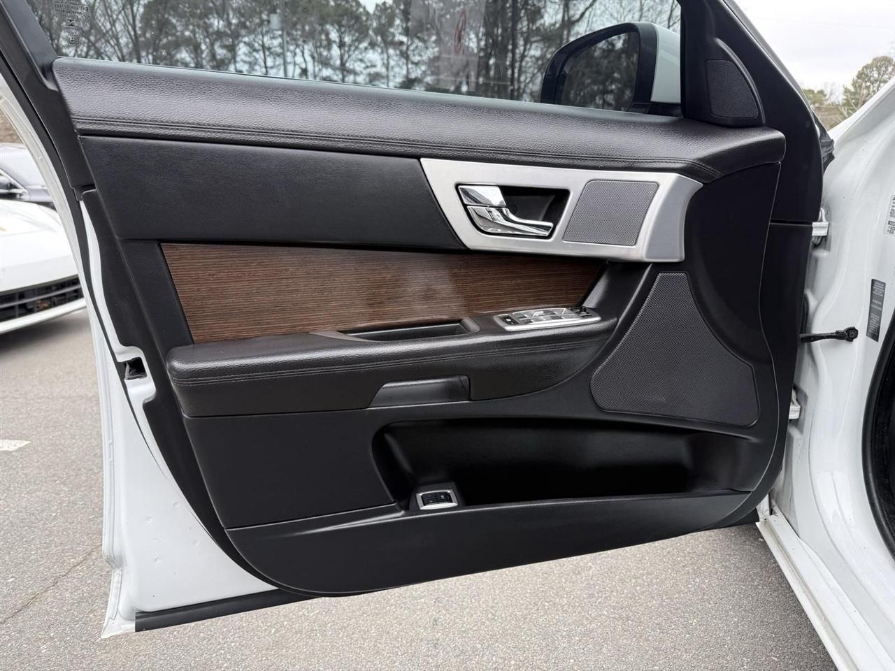 Jaguar XF-Series  2014