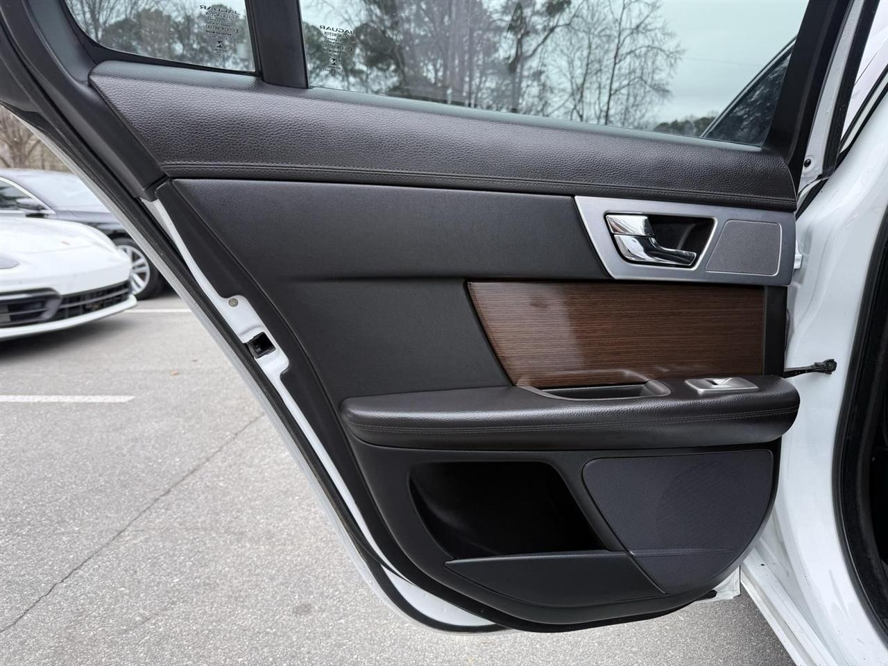 Jaguar XF-Series  2014