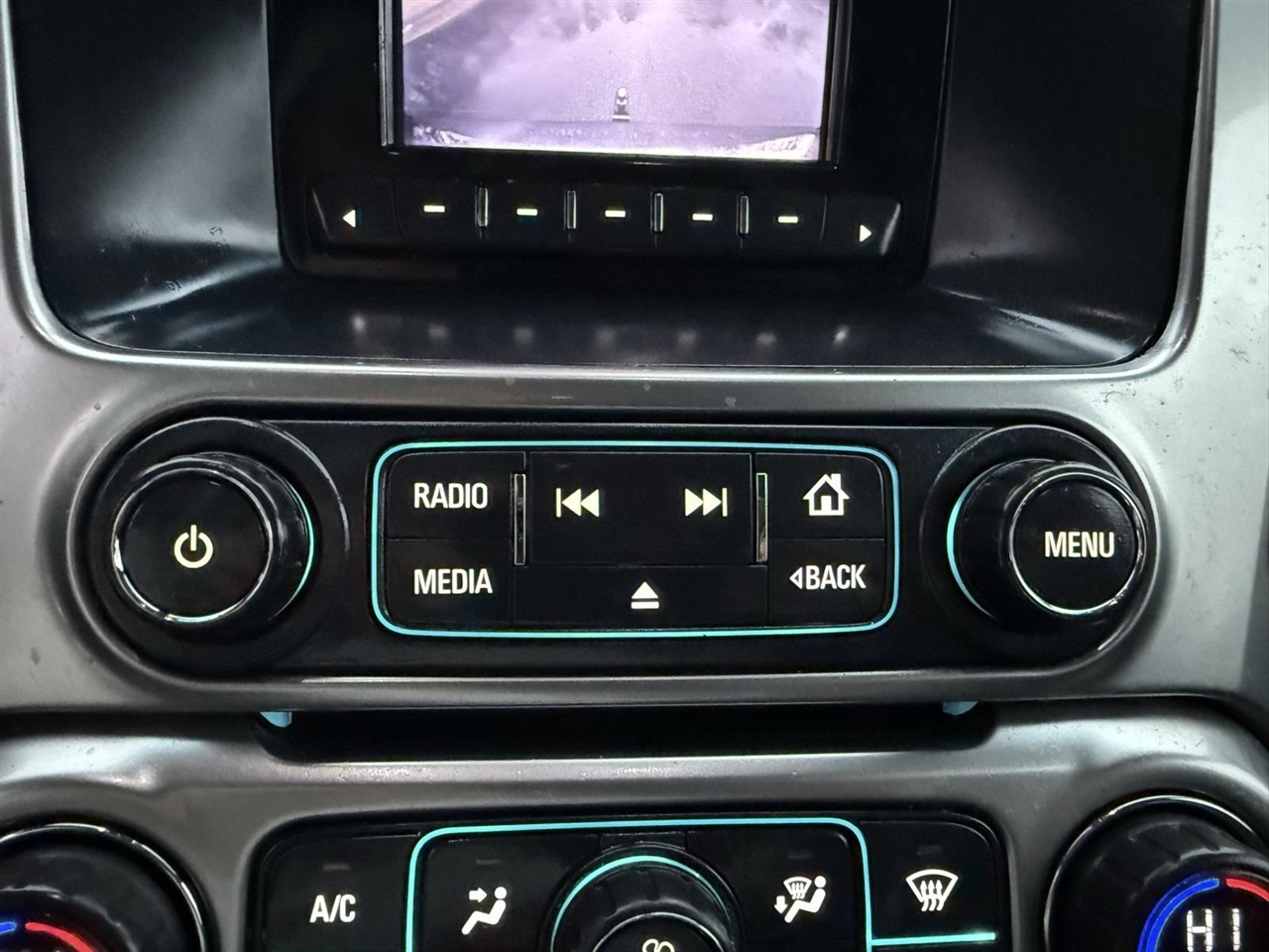 Chevrolet Tahoe  2015