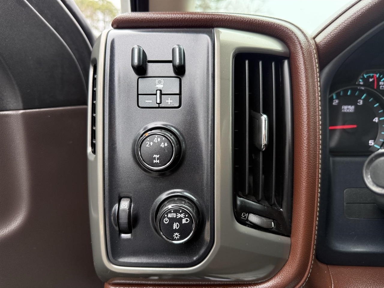 Chevrolet Silverado 3500HD  2016