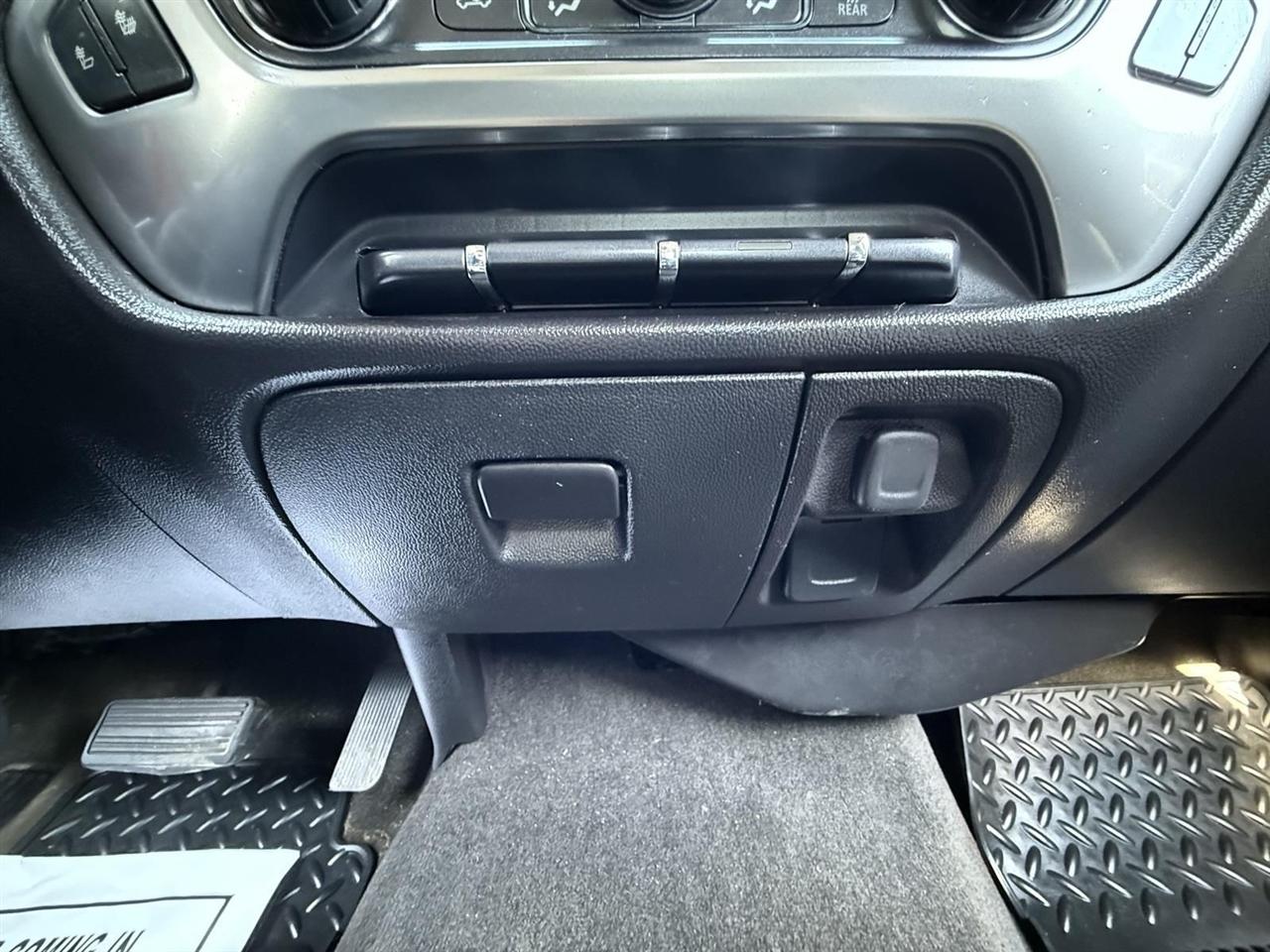 Chevrolet Silverado 1500  2018