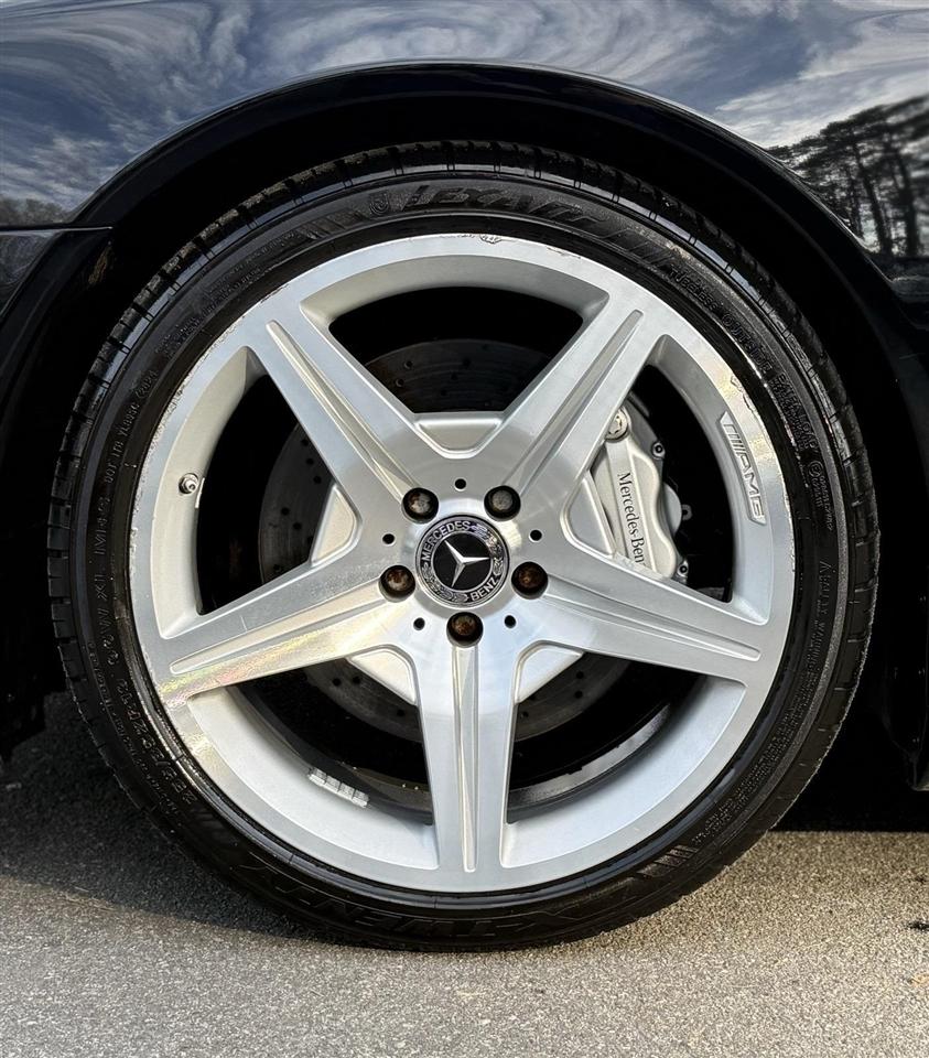 Mercedes-Benz SL-Class  2011