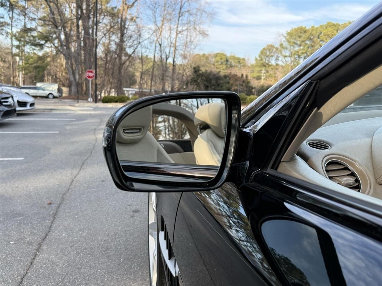 Mercedes-Benz SL-Class  2011