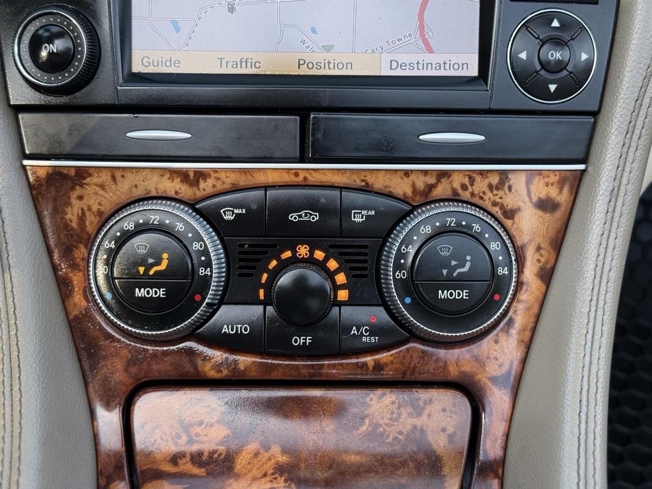 Mercedes-Benz SL-Class  2011