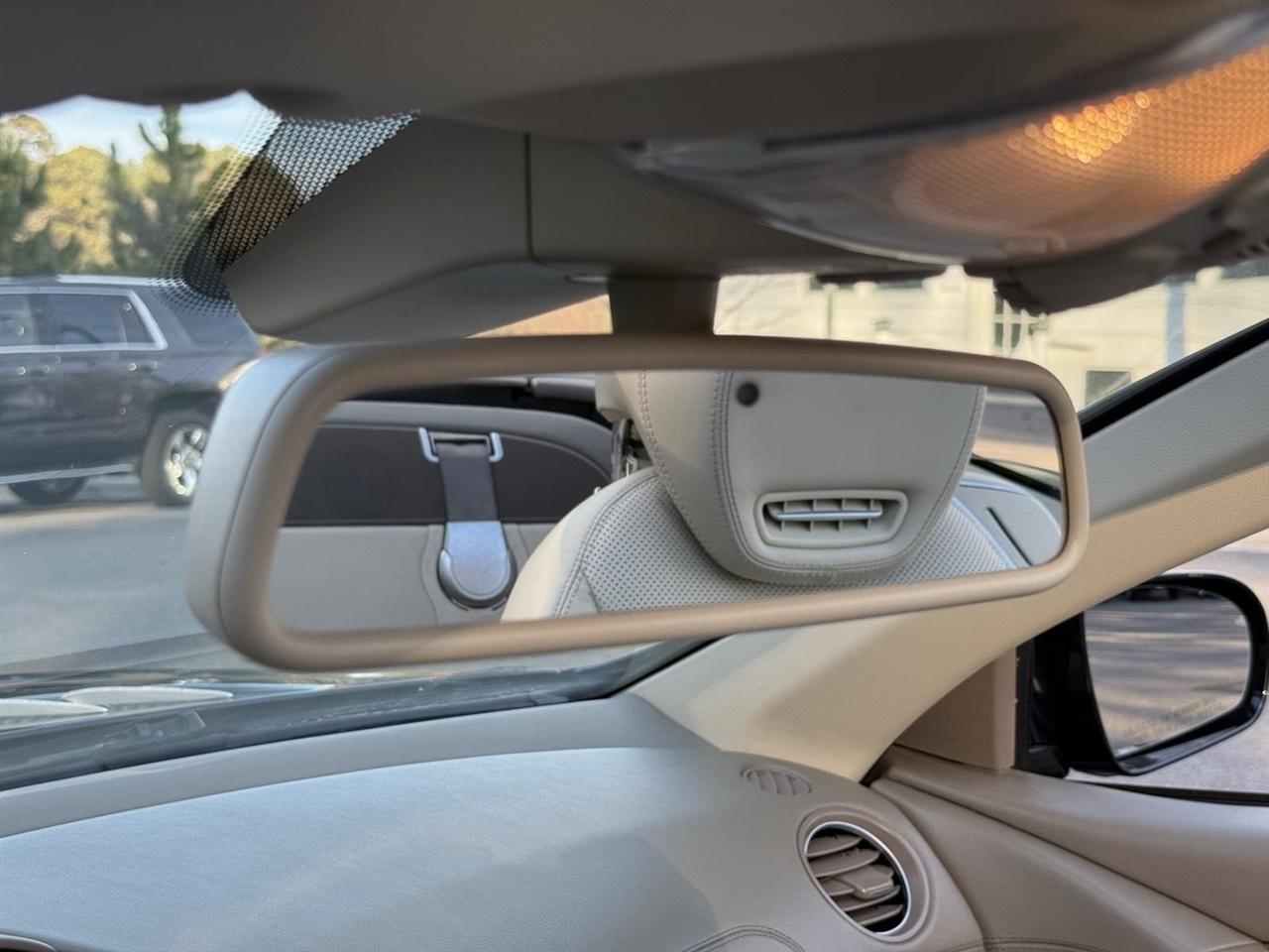 Mercedes-Benz SL-Class  2011