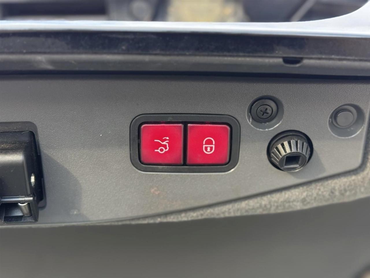 Mercedes-Benz SL-Class  2011