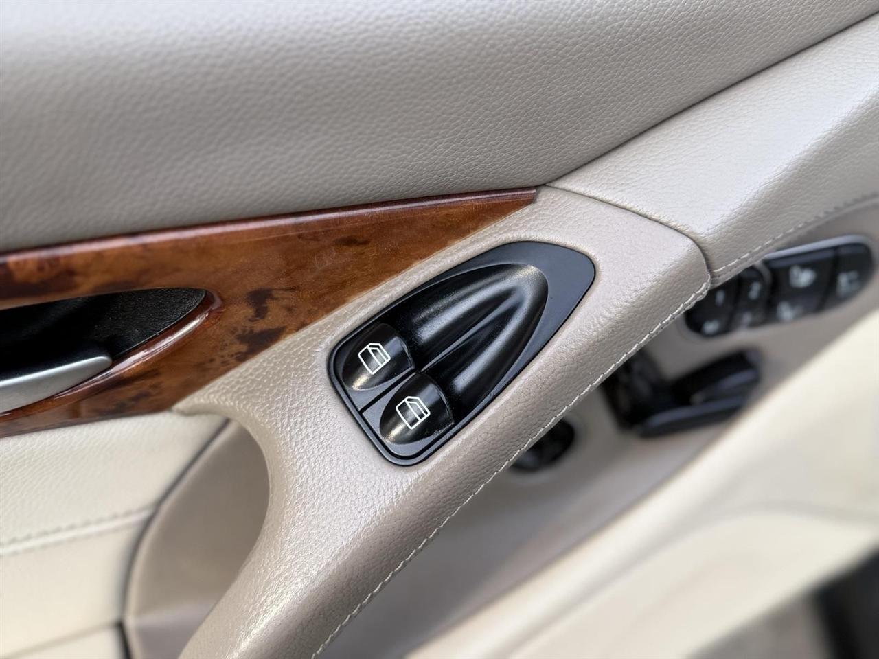 Mercedes-Benz SL-Class  2011