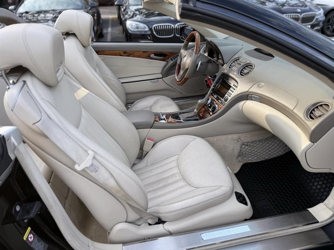 Mercedes-Benz SL-Class  2011