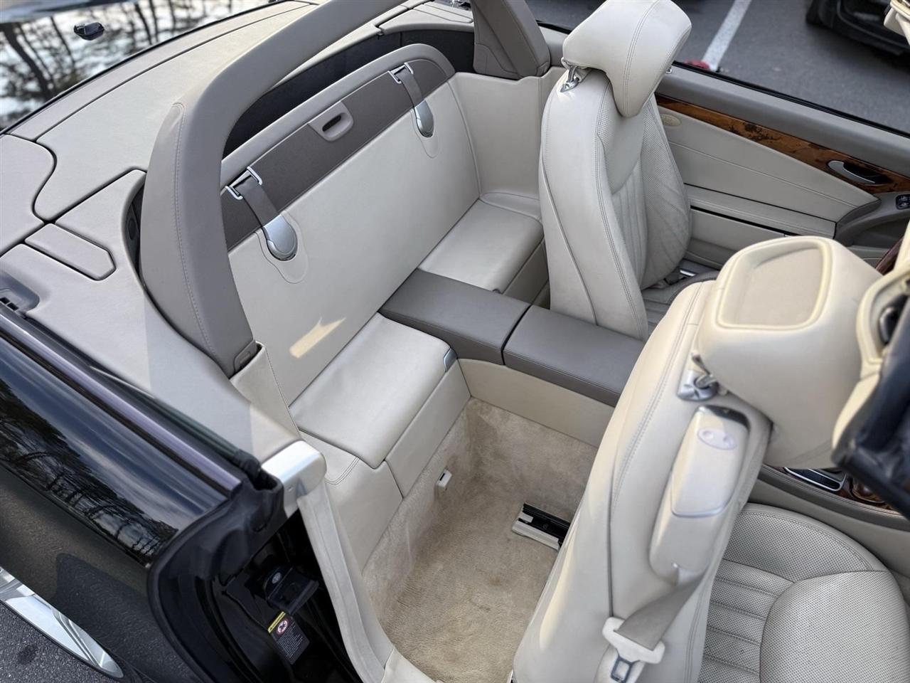 Mercedes-Benz SL-Class  2011