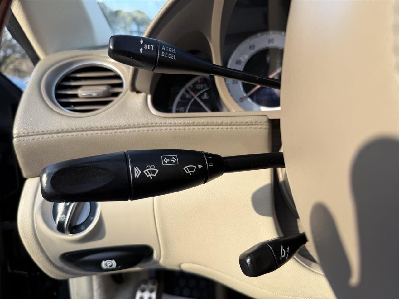 Mercedes-Benz SL-Class  2011