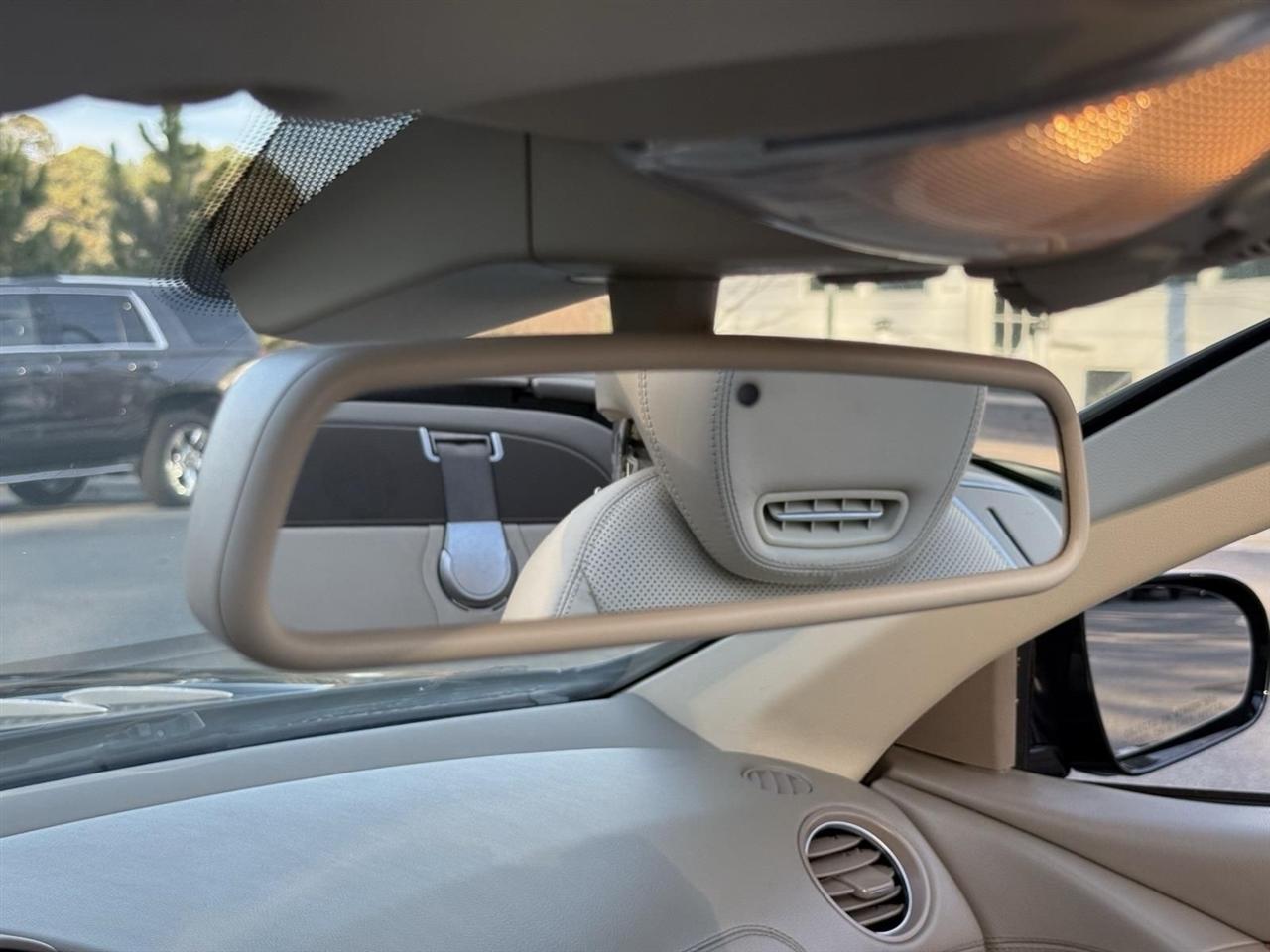 Mercedes-Benz SL-Class  2011