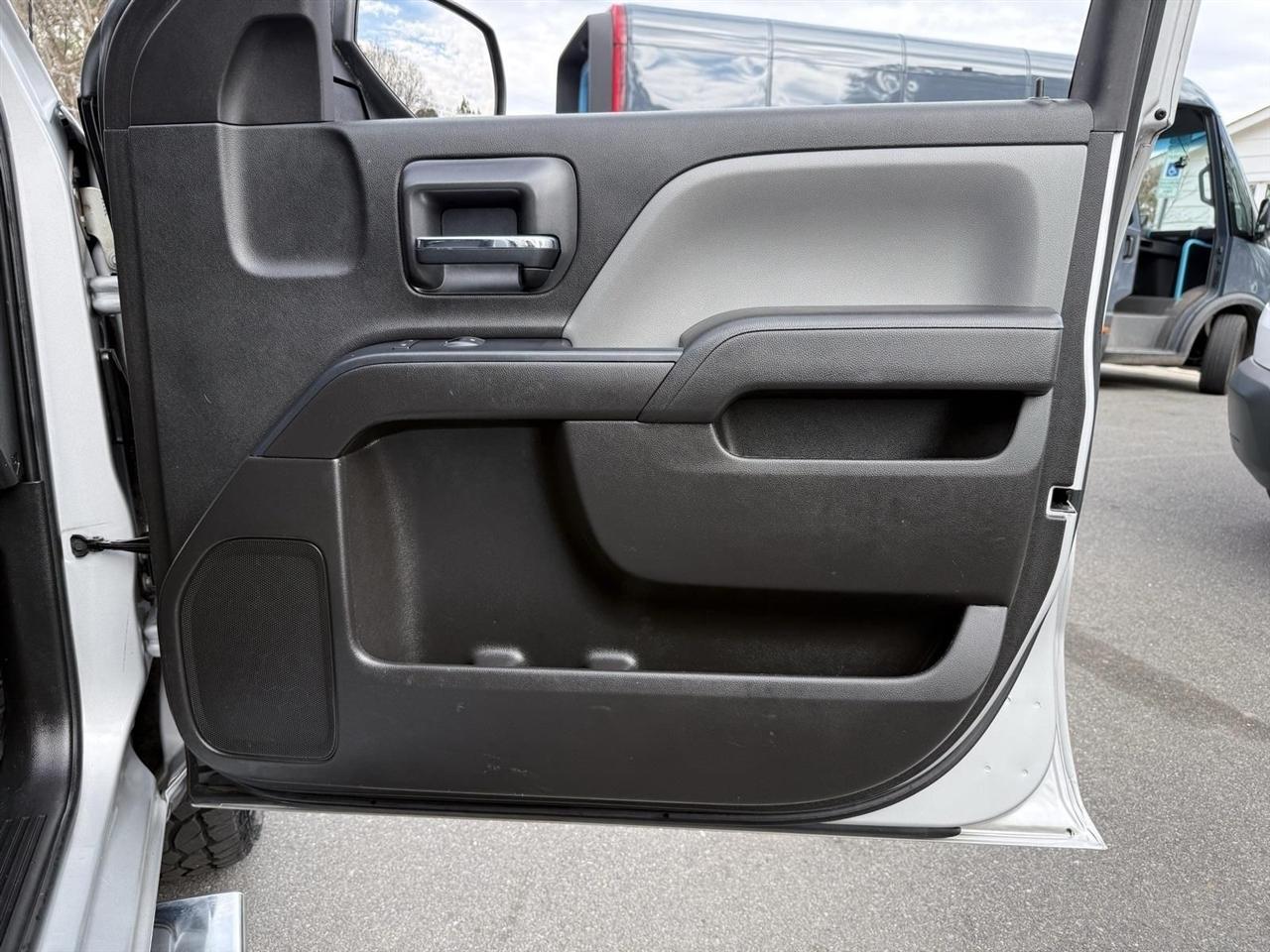 Chevrolet Silverado 1500  2018