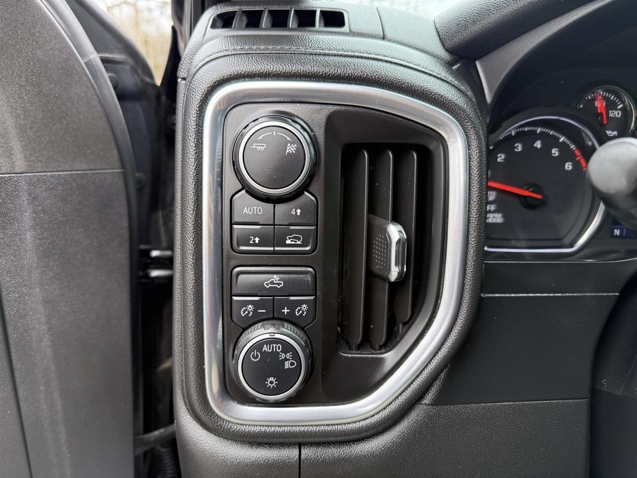 Chevrolet Silverado 1500  2019