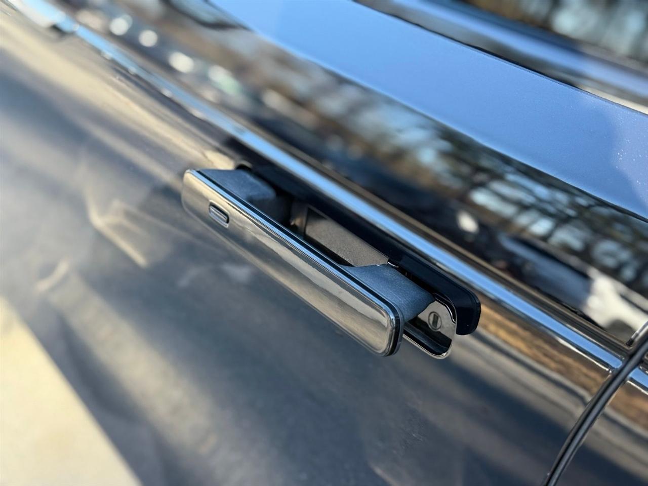 Land Rover Range Rover Velar  2020