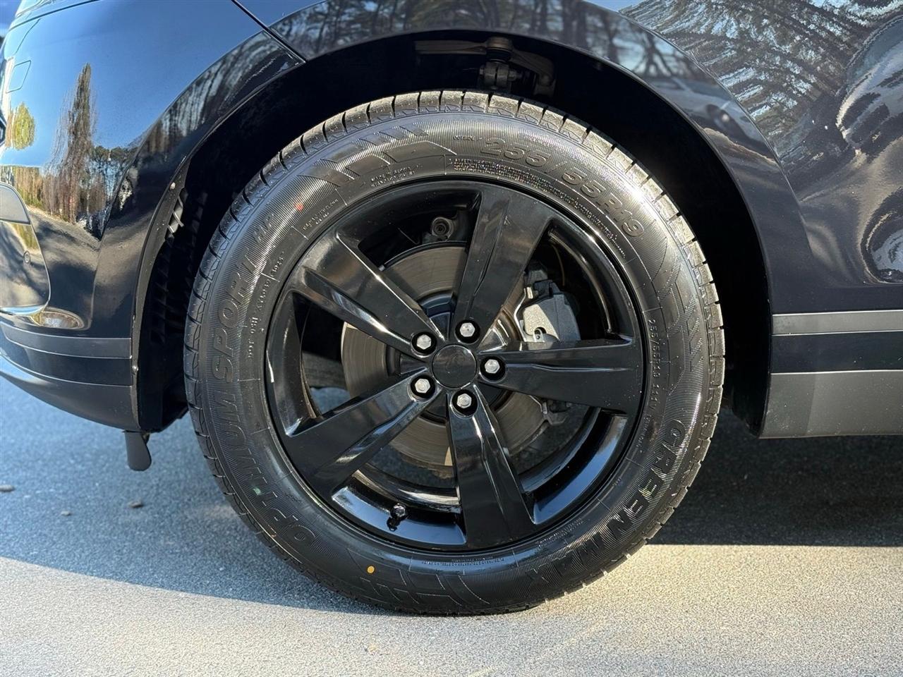 Land Rover Range Rover Velar  2020