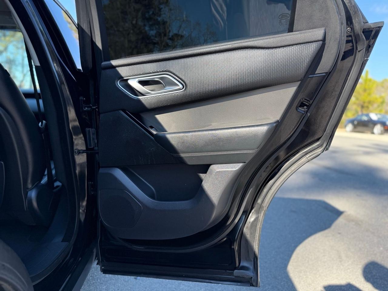 Land Rover Range Rover Velar  2020