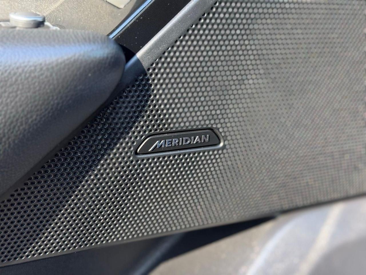 Land Rover Range Rover Velar  2020