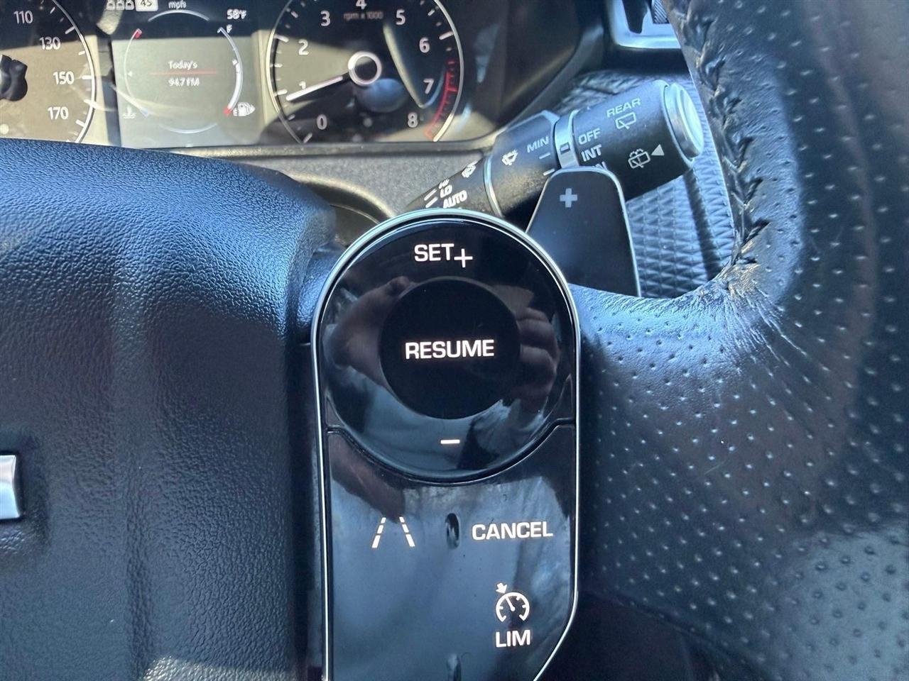 Land Rover Range Rover Velar  2020