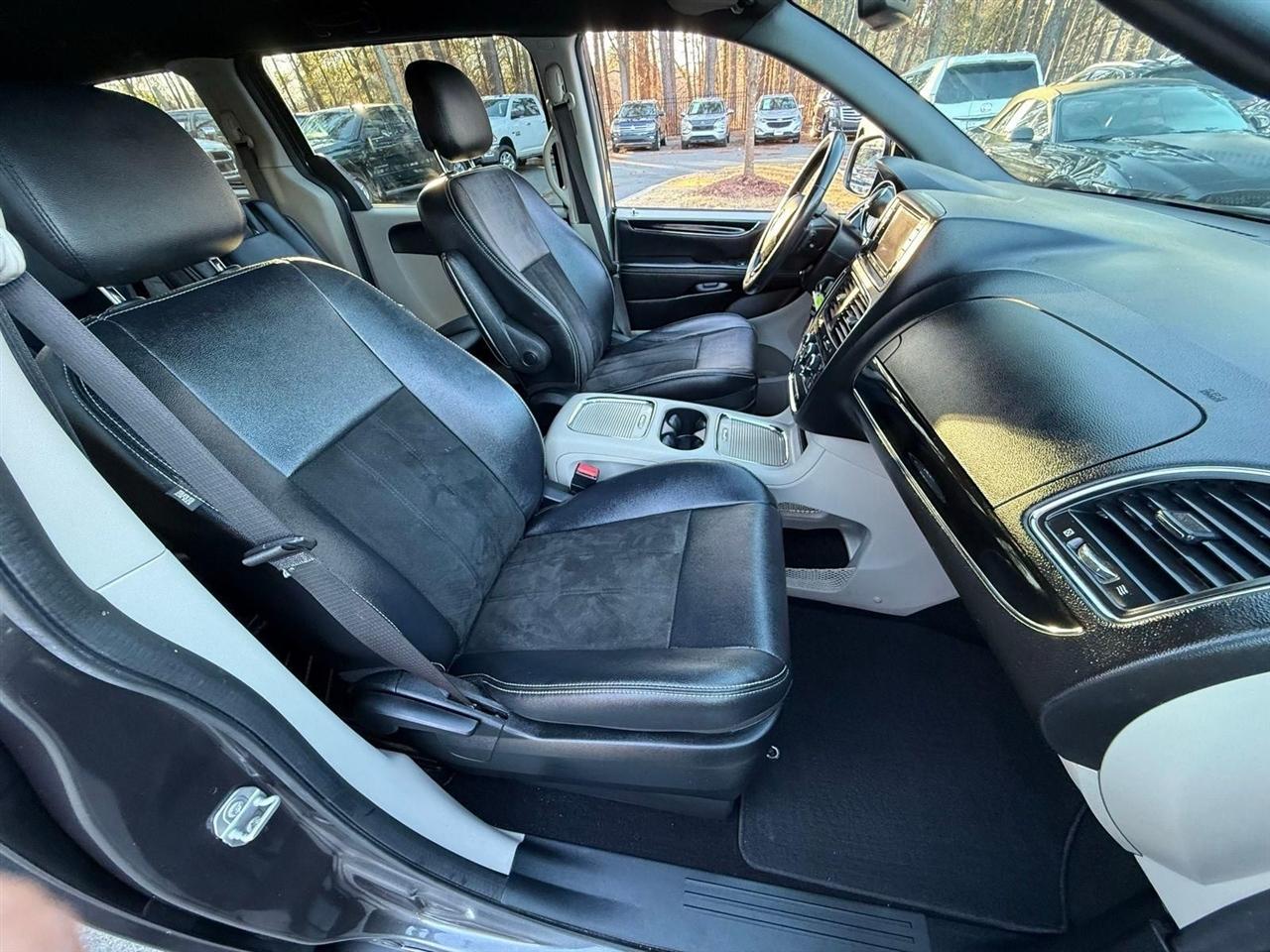 Dodge Grand Caravan  2019