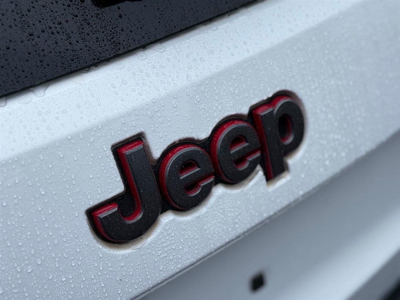 Jeep Grand Cherokee  2017