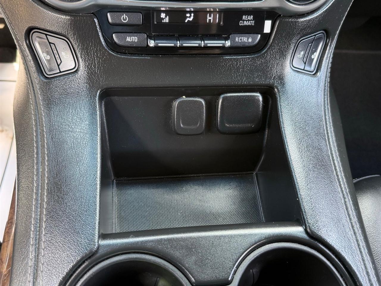 Chevrolet Tahoe  2018