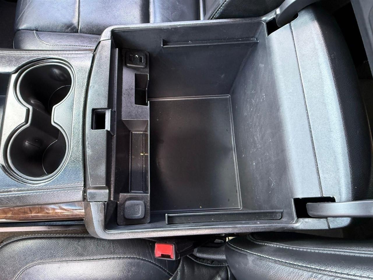 Chevrolet Tahoe  2018