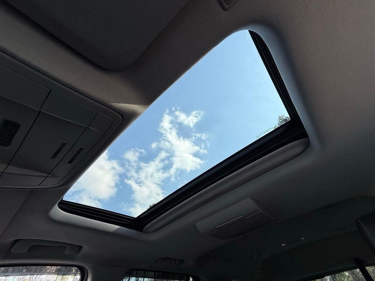 Chevrolet Tahoe  2018