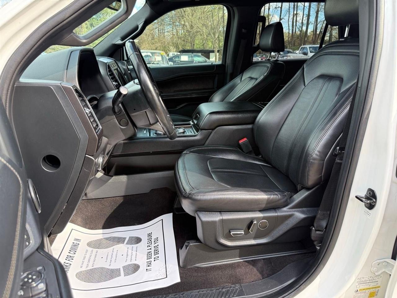 Ford Expedition  2021