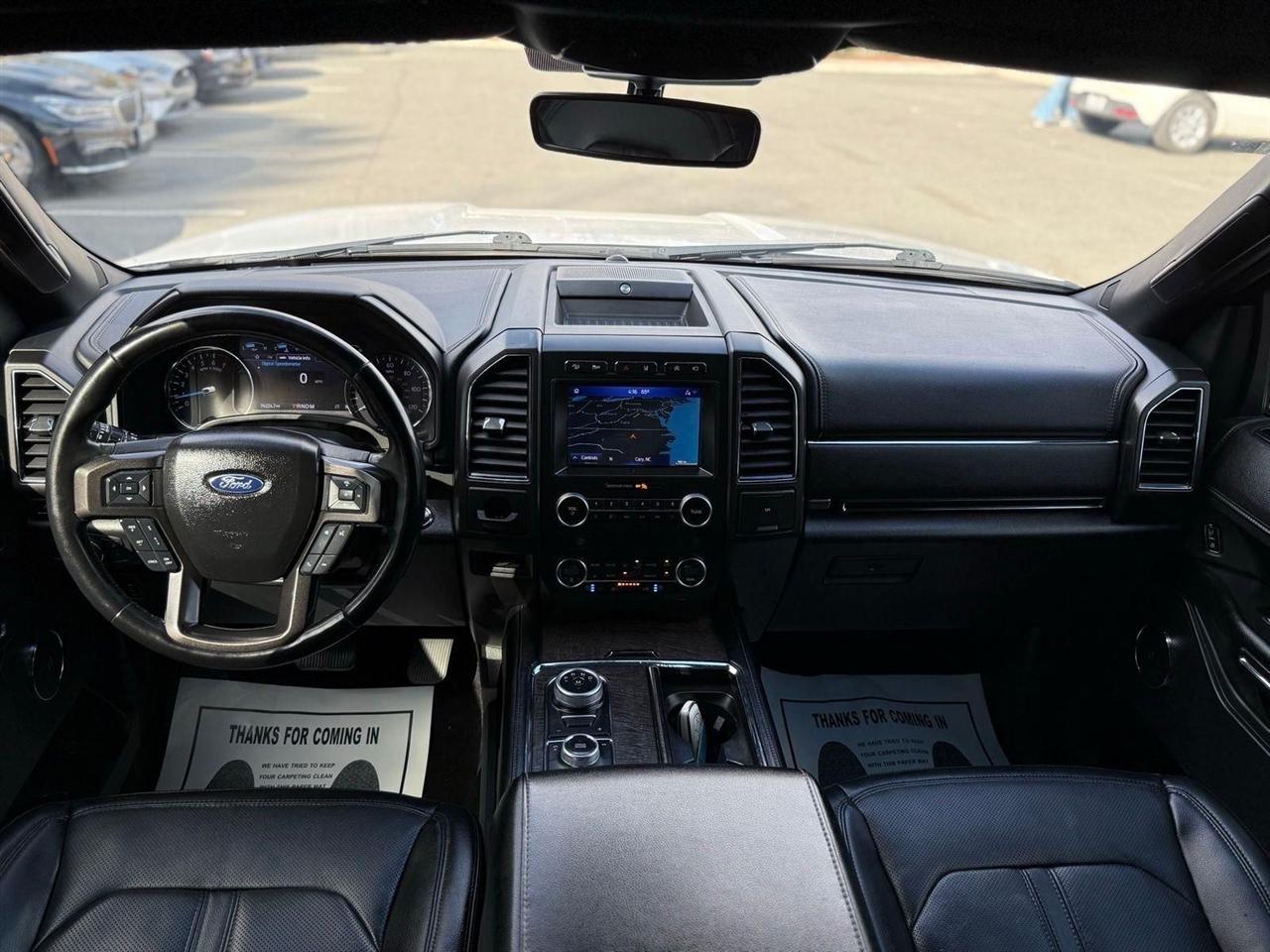 Ford Expedition  2021