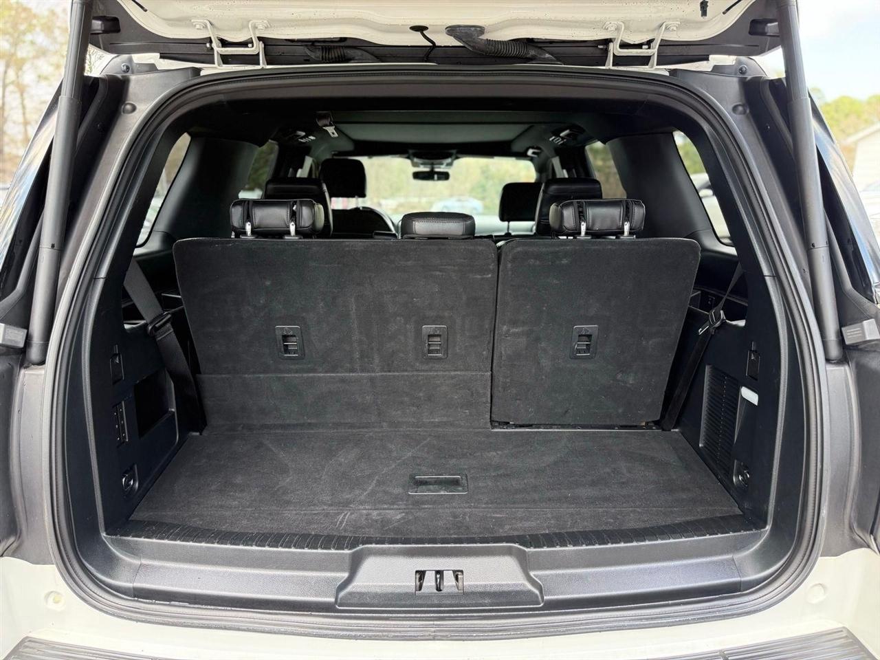 Ford Expedition  2021