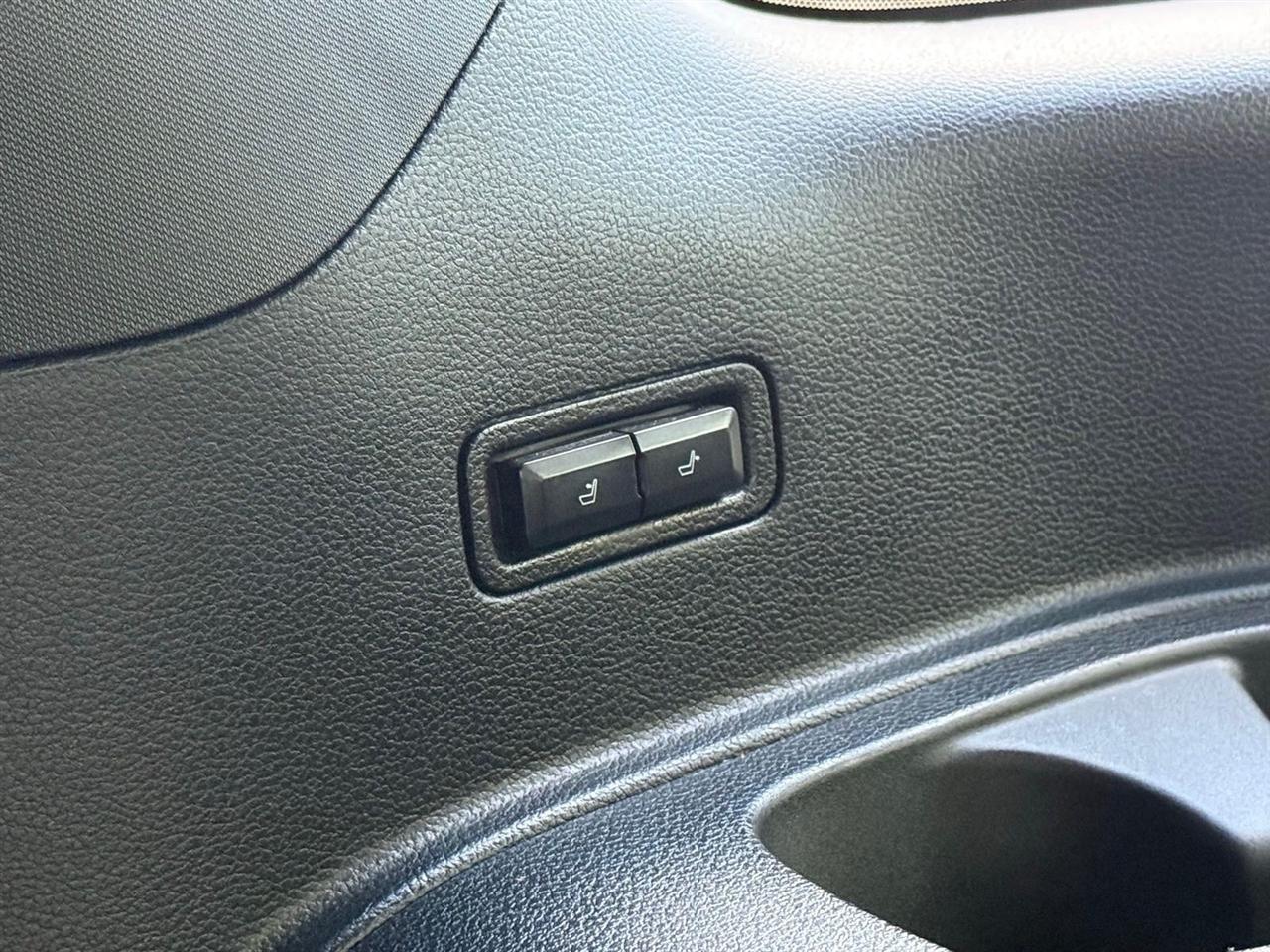 Ford Expedition  2021