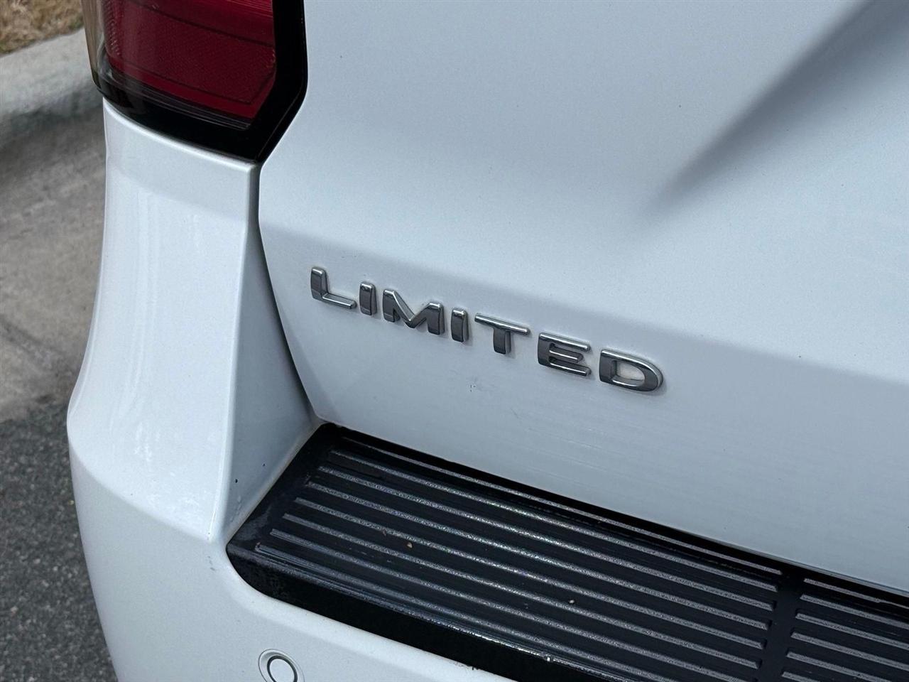 Ford Expedition  2021