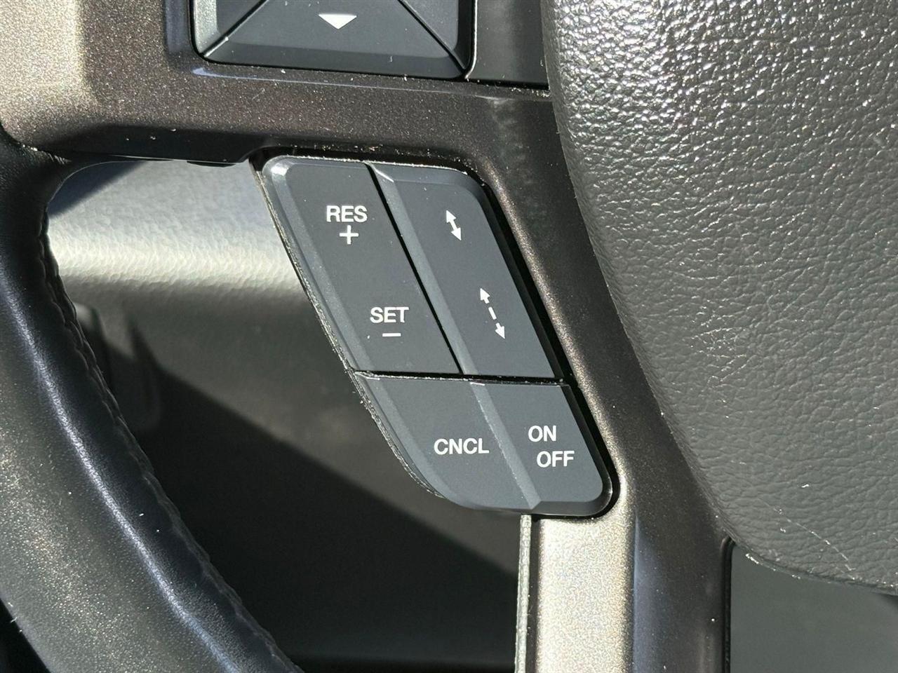 Ford Expedition  2021