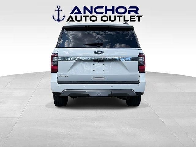 Ford Expedition  2021