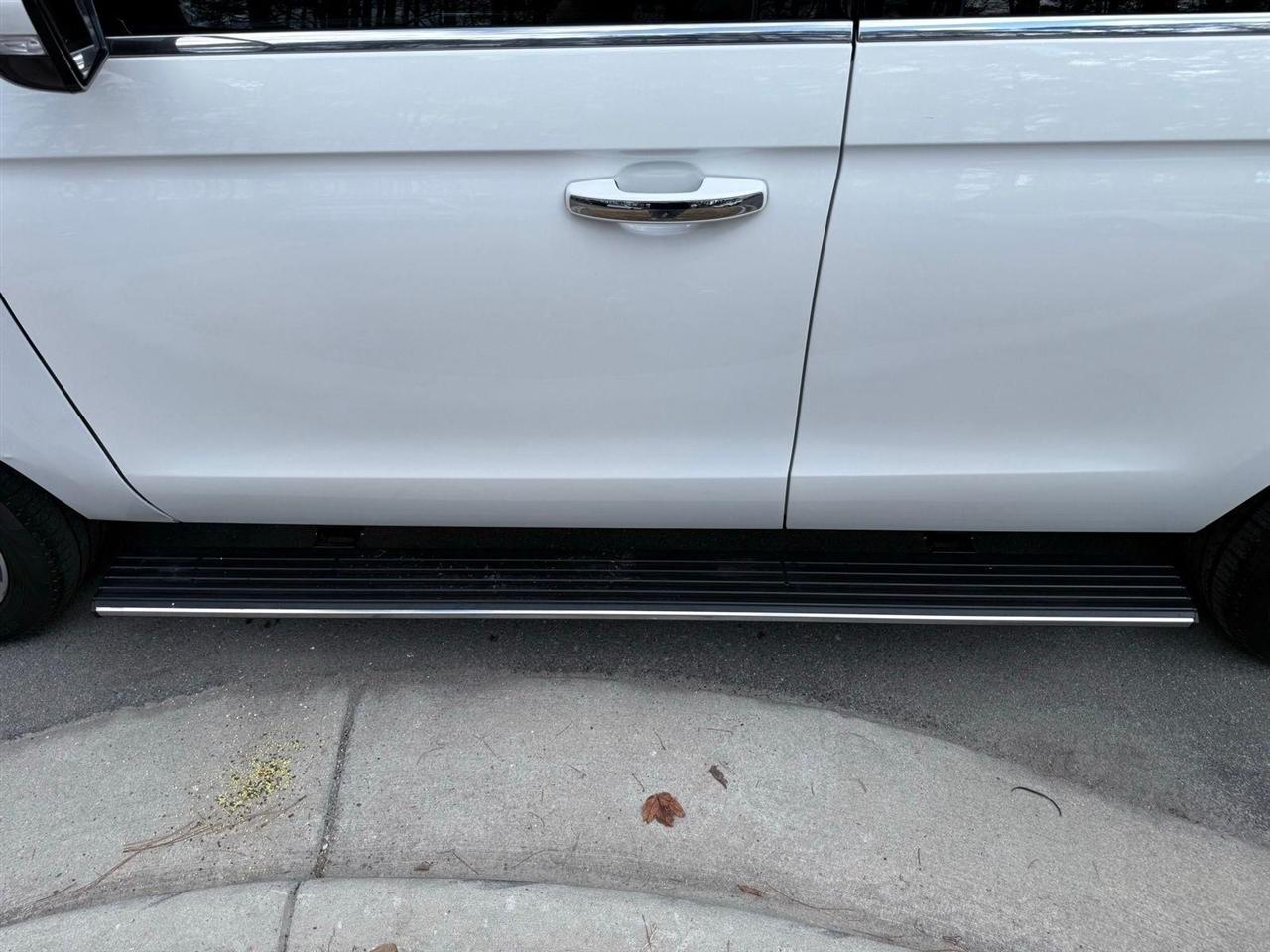 Ford Expedition  2021