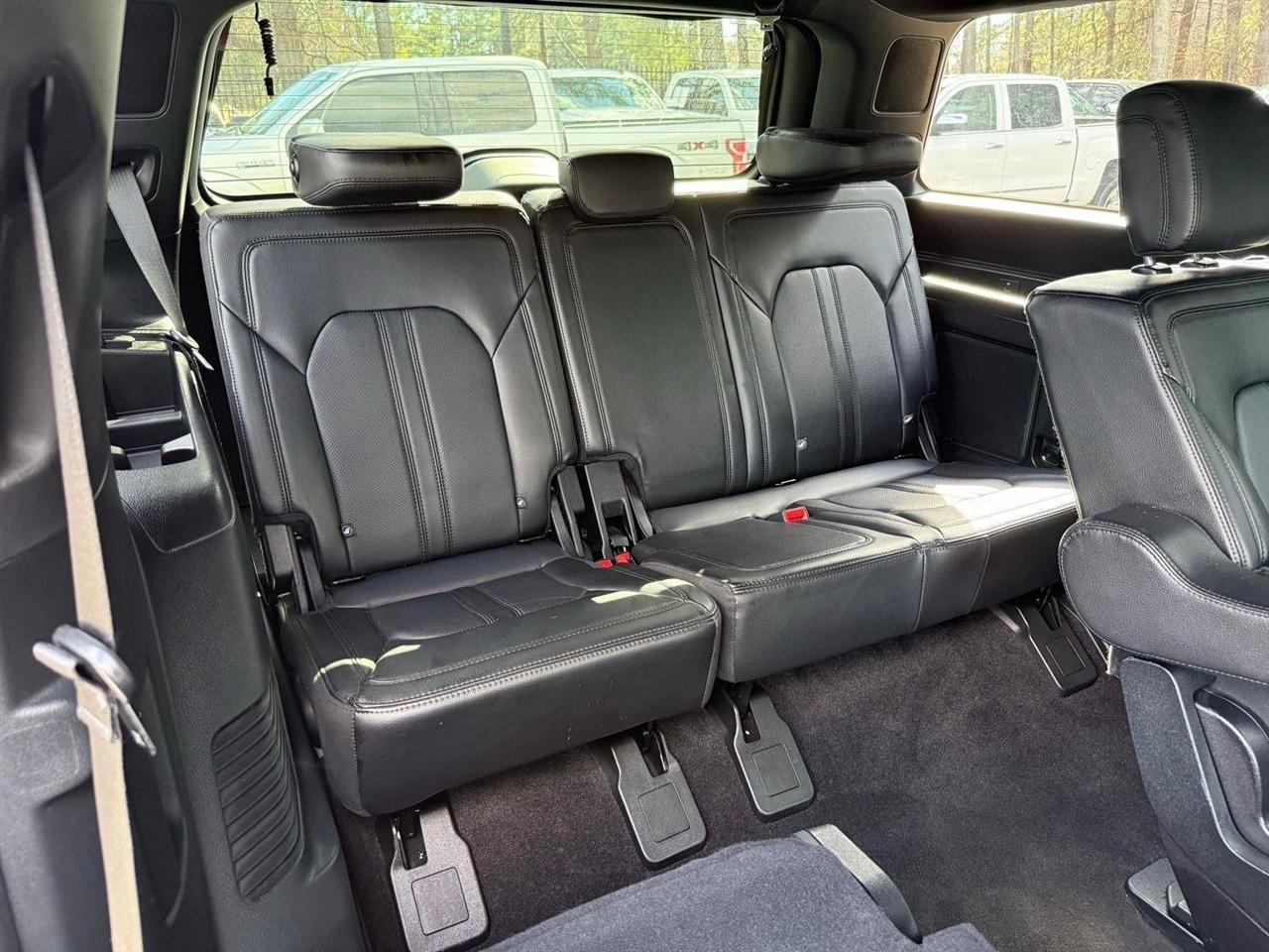 Ford Expedition  2021