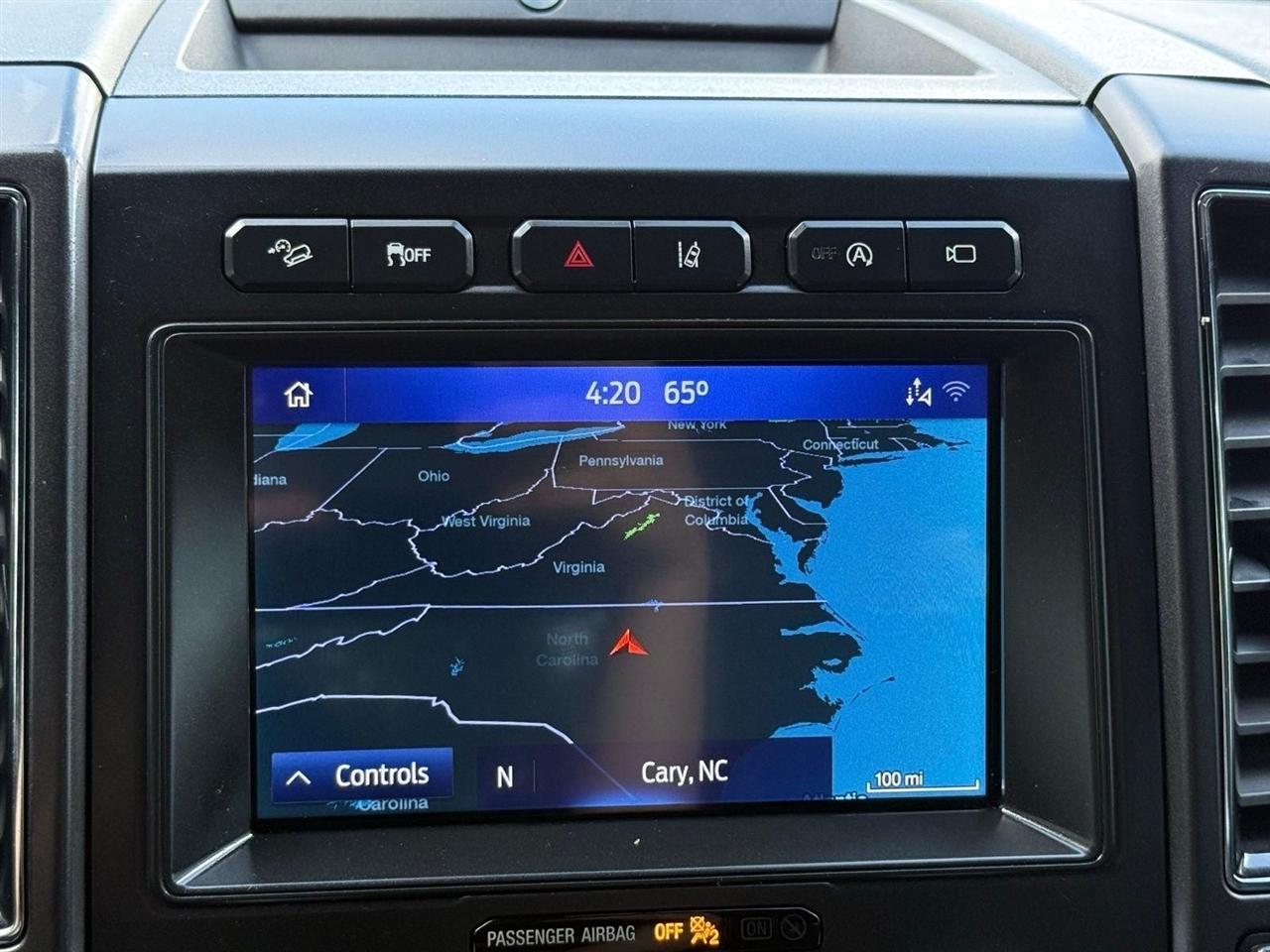 Ford Expedition  2021