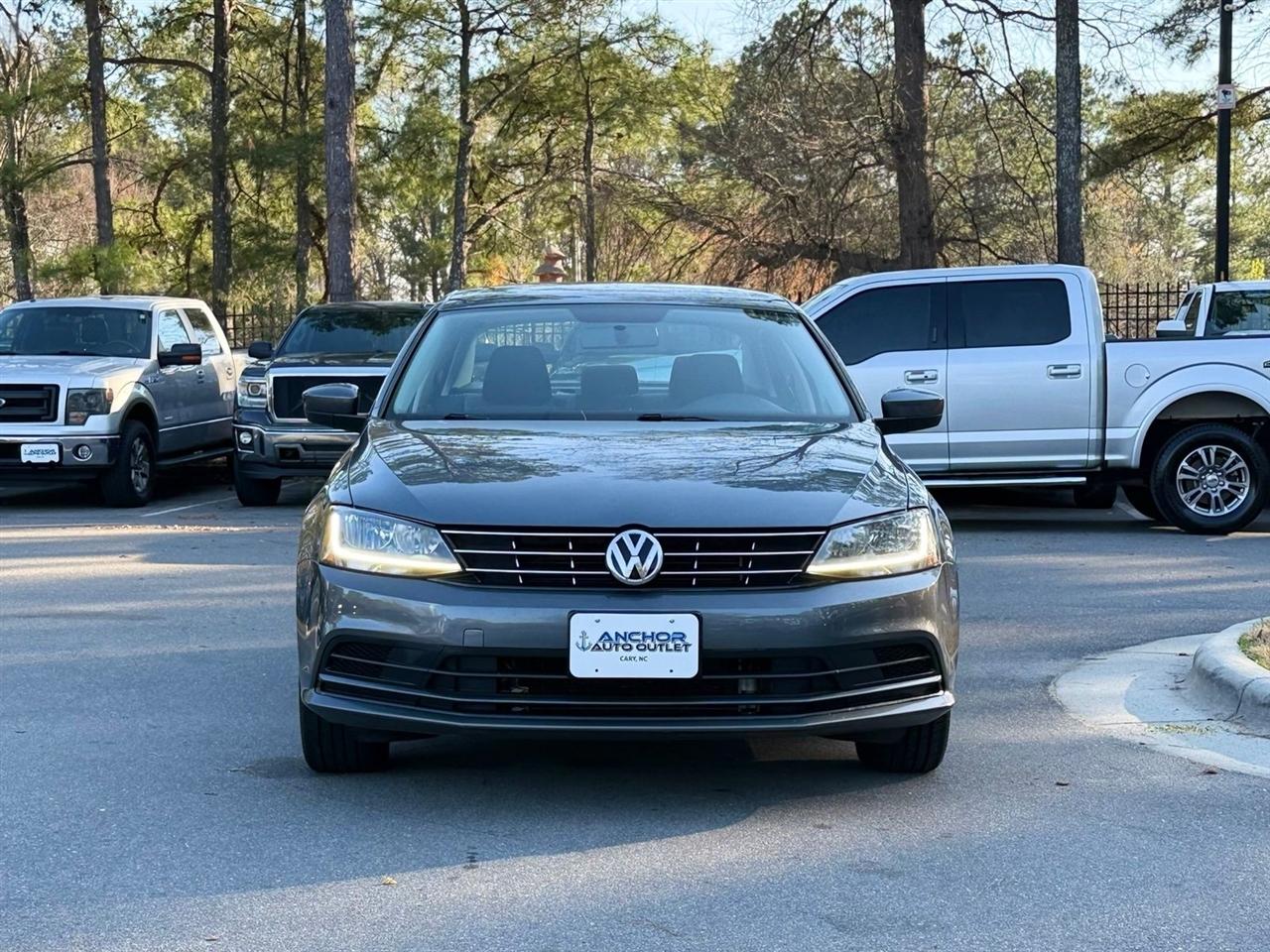 Volkswagen Jetta  2018
