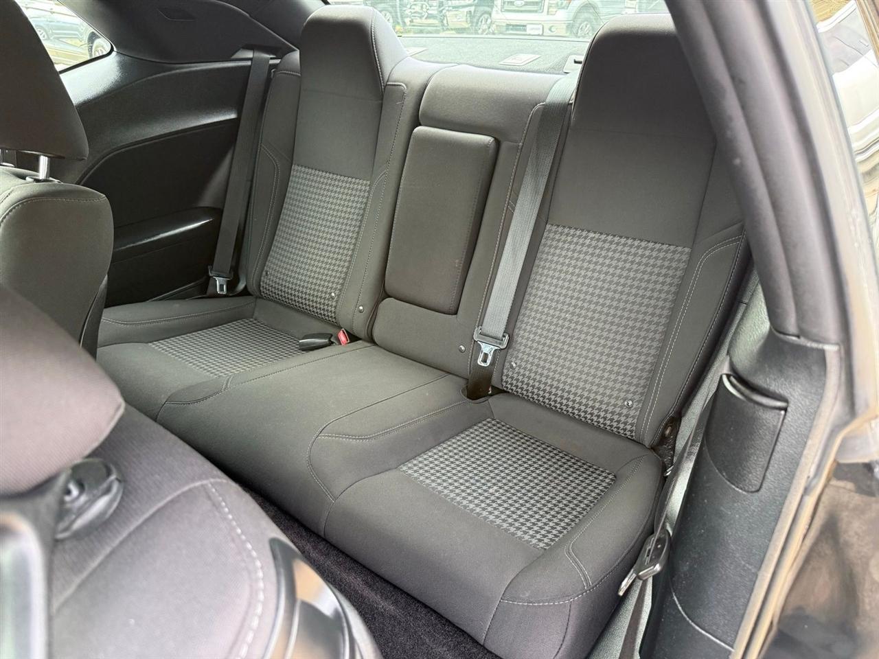 Dodge Challenger  2017