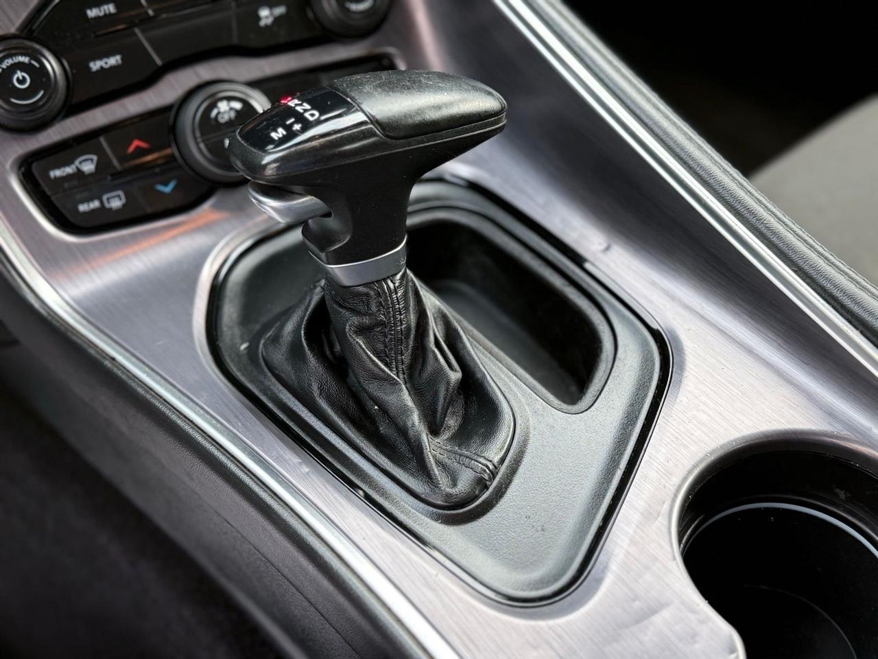 Dodge Challenger  2017