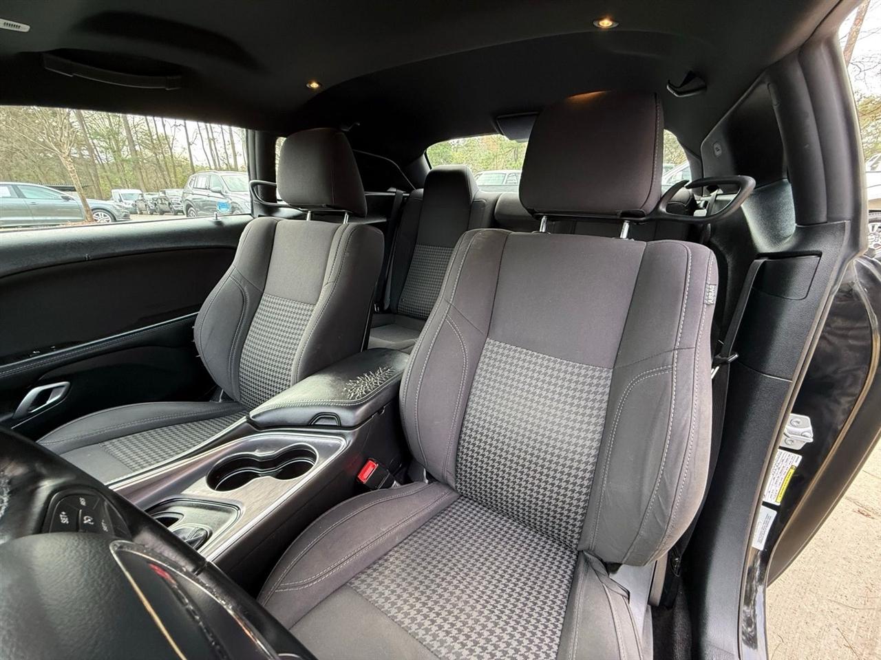 Dodge Challenger  2017