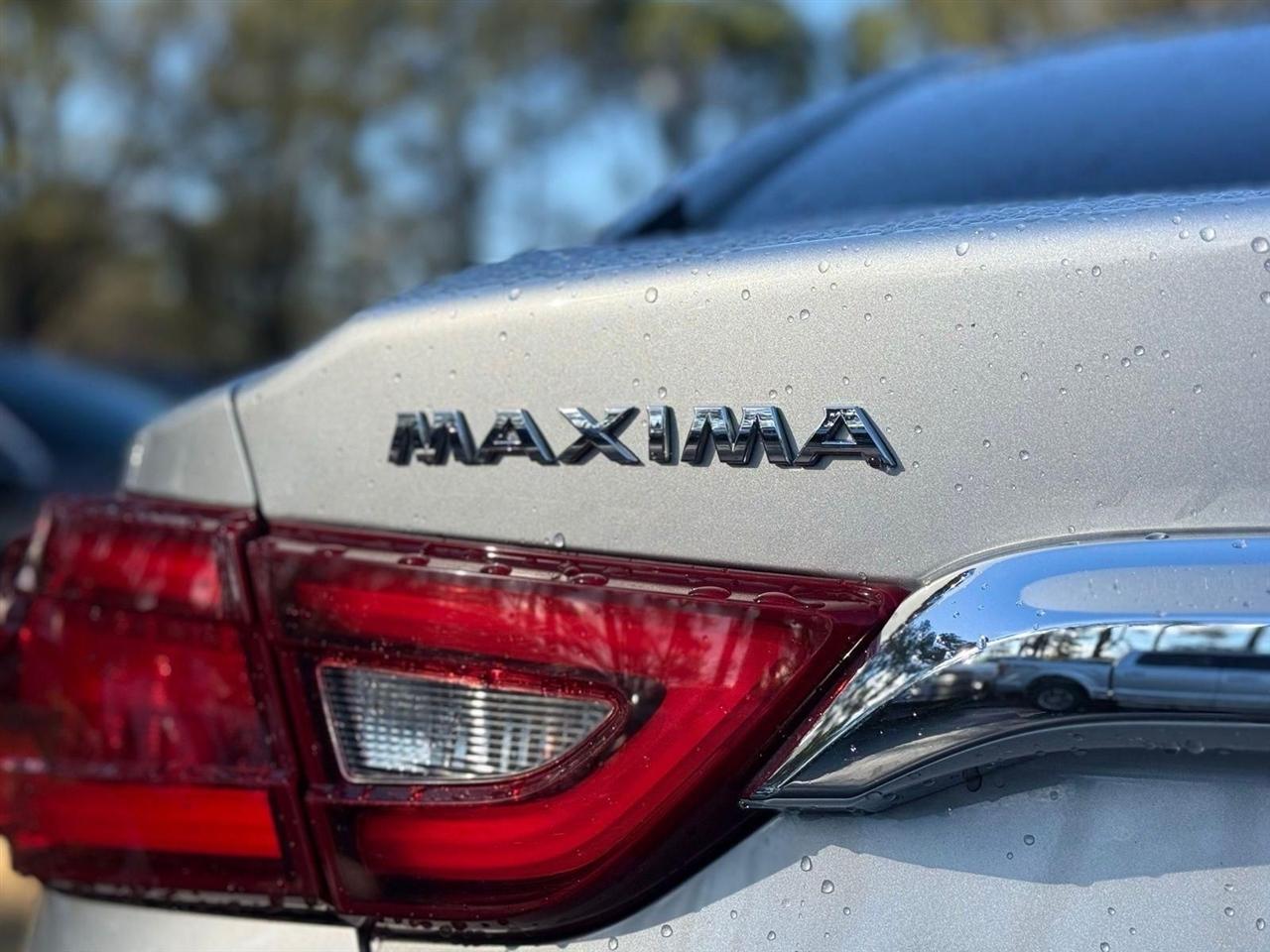 Nissan Maxima  2018
