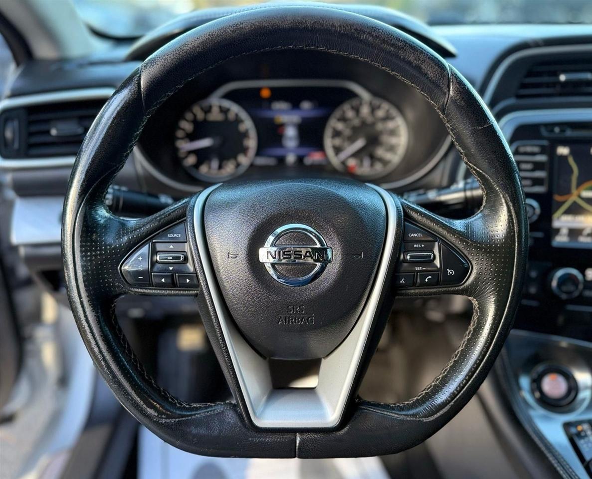 Nissan Maxima  2018