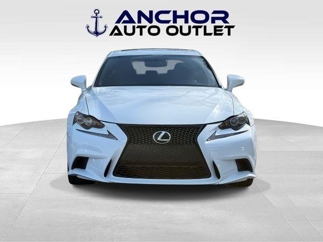 Lexus IS  2016