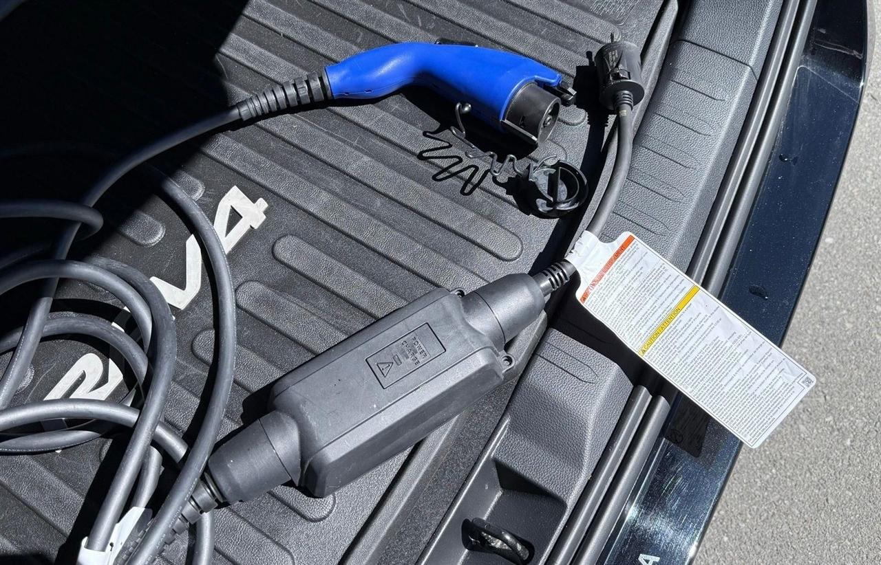 Toyota RAV4 Prime  2023