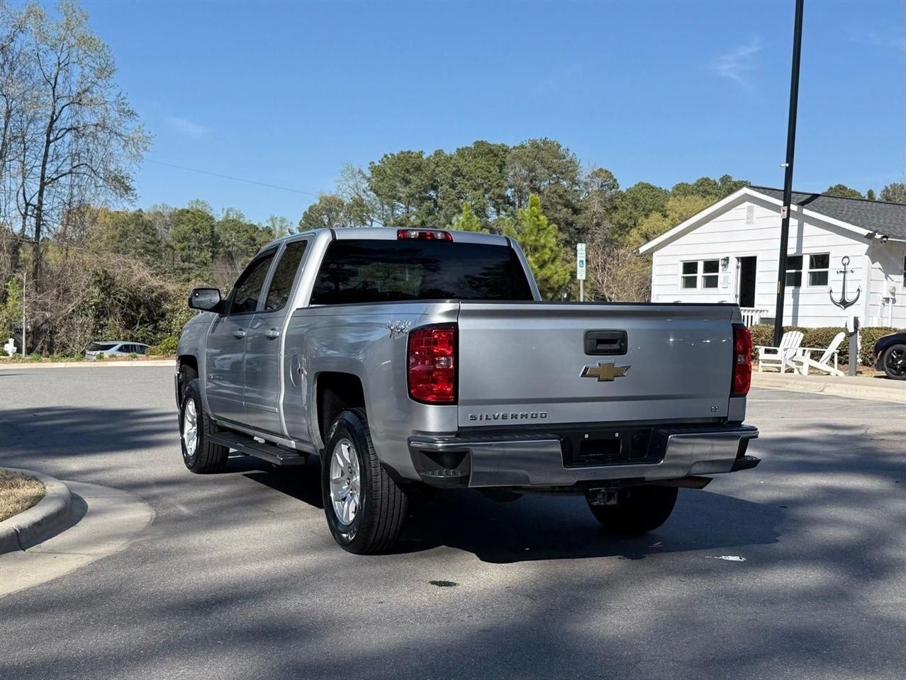Chevrolet Silverado 1500  2018