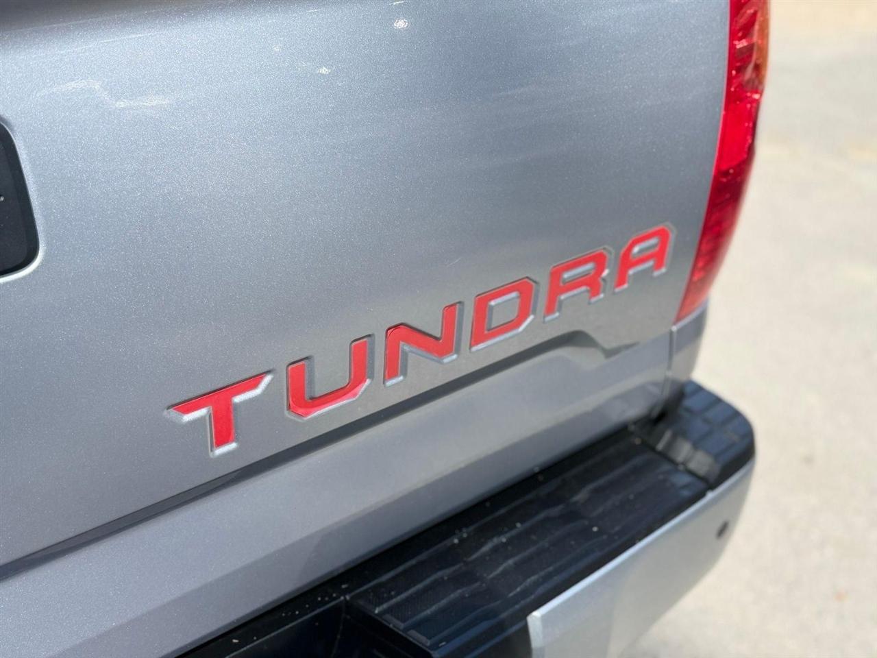 Toyota Tundra  2019