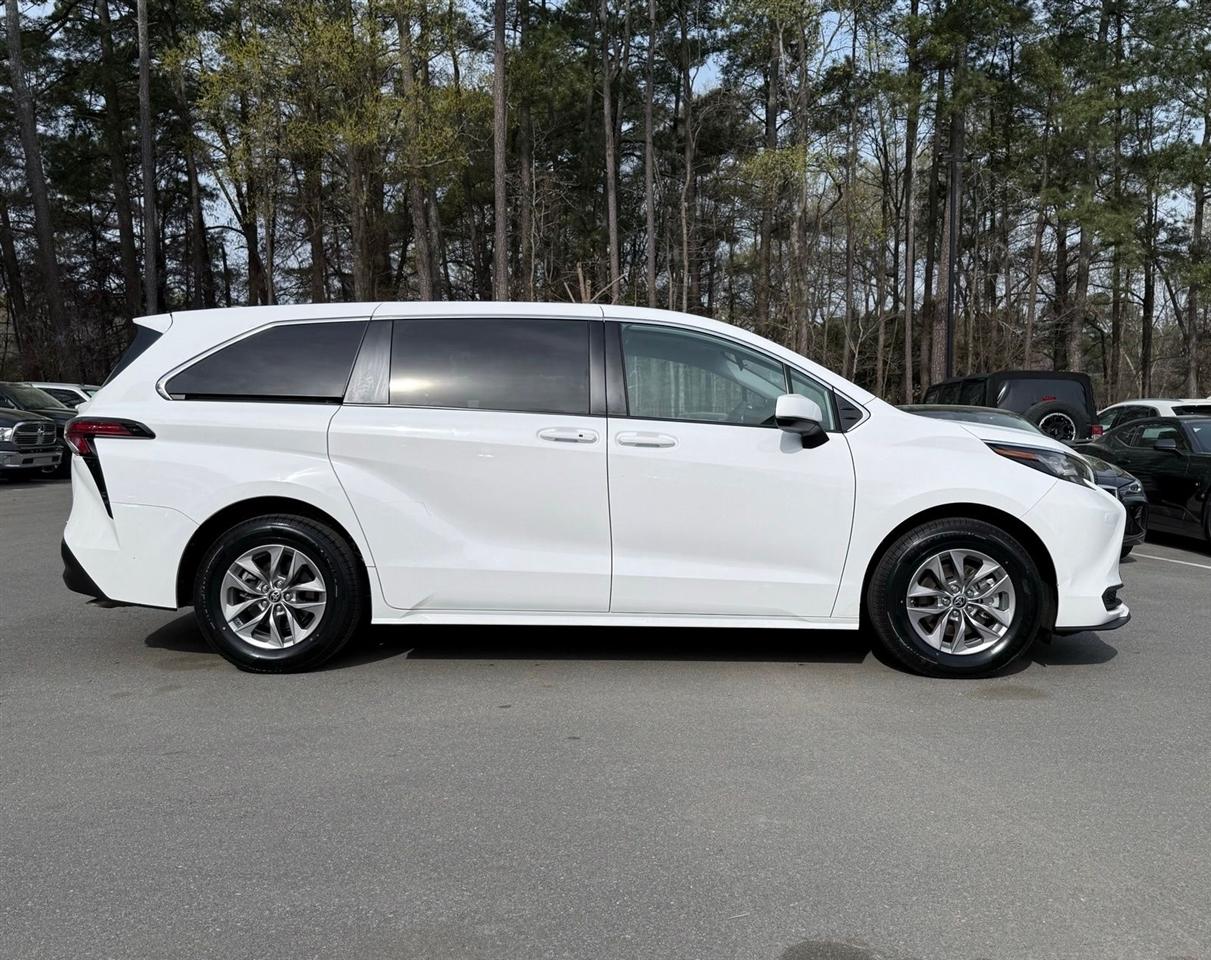 Toyota Sienna  2022