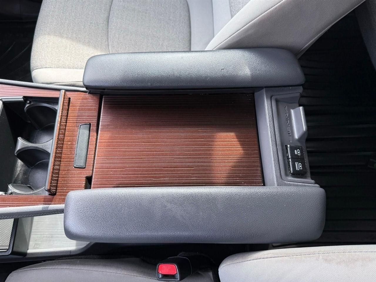 Toyota Sienna  2022