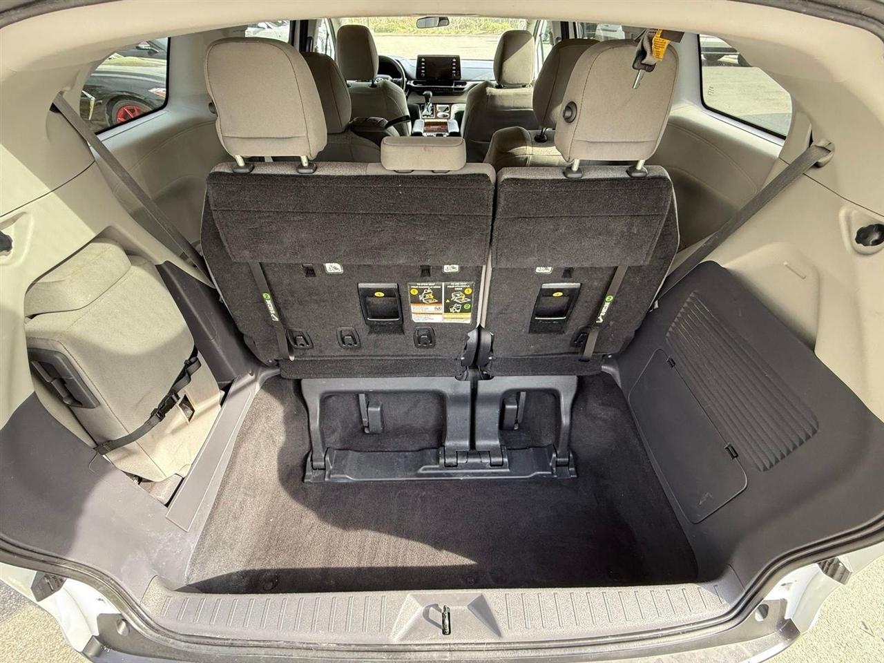 Toyota Sienna  2022